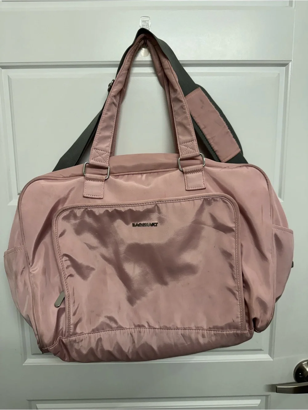 BAGSMART Puffy Pink Travel Cosmetic Bag